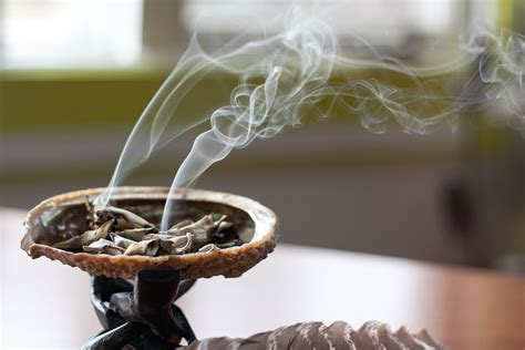The Art of Sacred Smoke: Exploring the Spiritual Traditions of Smudging